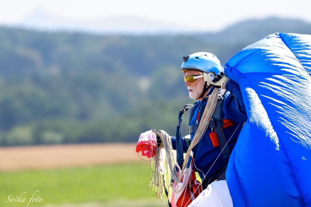 Paragliding